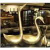 Image 1 : 3 BRASS SWANS - 8", 12" & 18" TALL.