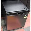 Image 1 : SUNBEAM MINI FRIDGE