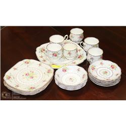 22PC ROYAL ALBERT PETIT POINT CHINA.