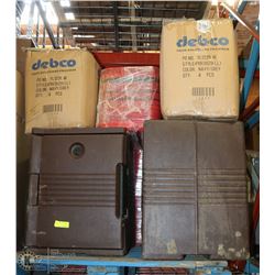 PALLET WITH OVER 100 CAFETERIA TRAYS, 2 CAMBROS