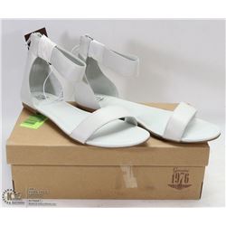 NEW 1976 WHITE SHOES GENUINE LEATHER SZ 9