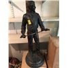Image 1 : Victorian Statue, Ch Masse