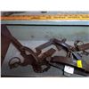 Image 6 : 22 Antique Steel Traps