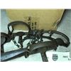 Image 2 : Small Antique Traps