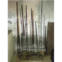 13 Eel Spears with Poles