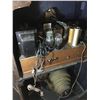 Image 6 : Zenith Console Floor Tube Radio