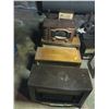 Image 1 : 7 Vintage Radios