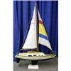 Image 1 : Scale Model Salesman Sample Yacht