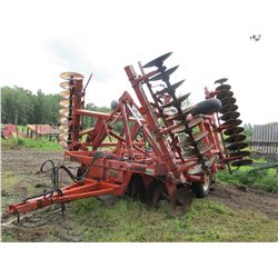 HUTCHMASTER 24' DOUBLE WING HEAVY DUTY BREAKING DISC