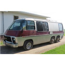 1973 GMC Motor Home w/ Onan genset