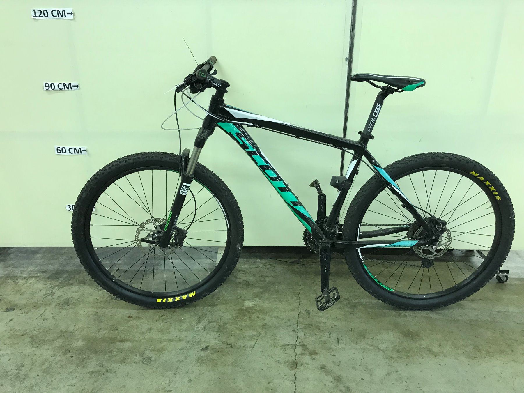 BLACK SCOTT ASPECT 30 SPEED FRONT SUSPENSION FULL DISC BRAKE MOUNTAIN BIKE black-scott-aspect-30-speed-front-suspension-full-disc-brake-mountain-bike