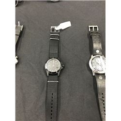 BRAND NEW MENS VICTOR KNOX WATCH