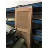 Image 1 : 3 WOOD CLOSET DOORS