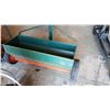 Image 2 : LARGE GARDEN SPREADER
