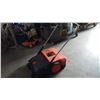 Image 3 : HAAGA FLOOR SWEEPER