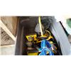 Image 2 : TOTE OF WORKLIGHTS