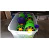Image 2 : TOTE OF BUBBLE BLOWERS