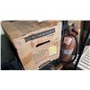 Image 1 : 1950s QUICK AID COPPER FIRE EXTINGUISHER AND BOX OF COPPER 18AWG WIRE