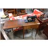 Image 2 : SINGER SEWING MACHINE IN TABLE