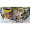 Image 2 : TRAY OF COLLECTIBLE MINIATURES