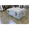 Image 2 : METAL TRUNK