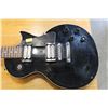 Image 2 : UNIVAX ELECTRIC GUITAR