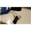 Image 2 : BB GUN REPEATAIR AND 2 BAGS