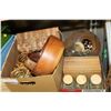 Image 1 : 2 BOXES OF WOODEN HOUSE WARES