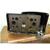 Image 2 : Radio