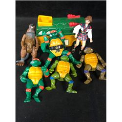 TEENAGE MUTANT NINJA TURTLES ACTION FIGURES LOT