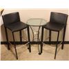 Image 1 : GLASS SIDE TABLE AND 2 LEATHERETTE BAR STOOLS
