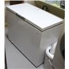 Image 1 : DANBY 10 CUBIC FOOT DEEP FREEZER