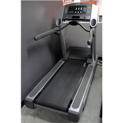 LIFE FITNESS 95TI TREADMILL
