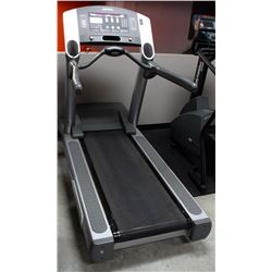 LIFE FITNESS 95TI TREADMILL