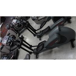 LIFE FITNESS 9500HR ELLIPTICAL