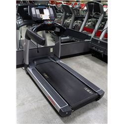 LIFE FITNESS 95T TREADMILL