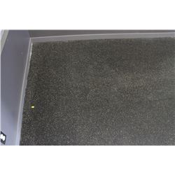 ROW OF RUBBER FLOOR MAT