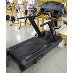 LIFE FITNESS 9500HR TREADMILL WITH FLEXDECK