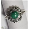 Image 1 : STERLING SILVER GREEN AGATE RING SIZE 8