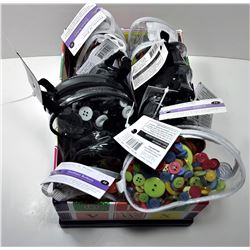 5 )LOT OF 12 PKGS OF FASHION BUTTONS