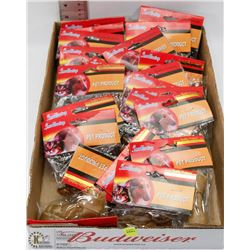 FLAT OF PET PRODUCTS/ TOYS