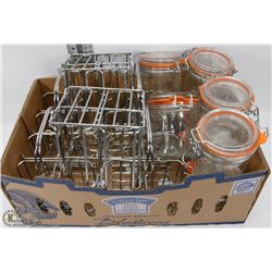 LOT OF 8 LOCKING JARS AND 6 JAM CADDIES