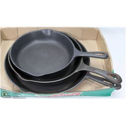 SET OF 3 CAST IRON FRY PANS.