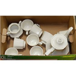 10 PC ENGLAND TEA SET WITH "W" MARK