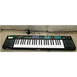 YAMAHA PSR-22 KEYBOARD