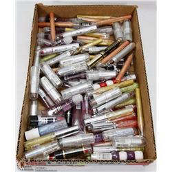 FLAT OF LIPSTICKS AND LIP GLOSS