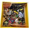 Image 1 : 7) LOT OF 120 LAPEL PINS