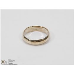 STERLING SILVER RING SIZE 6.