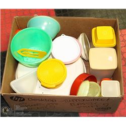 ESTATE VINTAGE TUPPERWARE COLLECTION INCLUDES