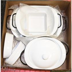 BOX W/CERTIFIED INTERNATIONAL PORCELAIN